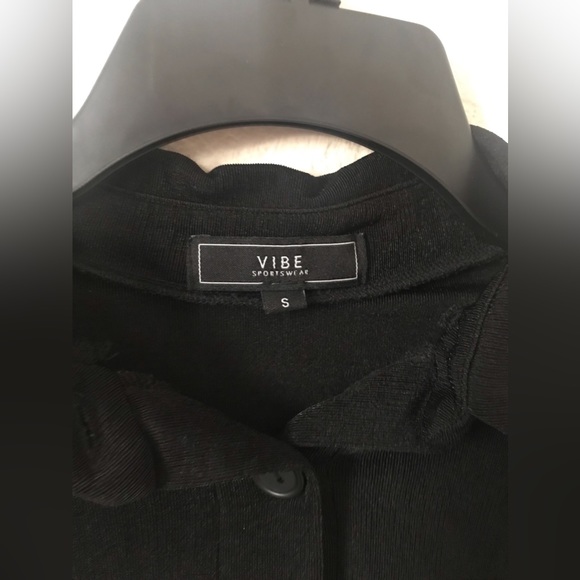 women's collared sports t shirt short sleeve black - Picture 2 of 8